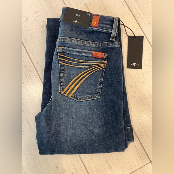 7 For All Mankind Dojo Original Jeans Women's Trousers NWT Size 25 7FAMK - Picture 1 of 8